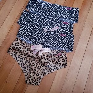 La SENZA NWT Polka Dot & Leopard Print Invisible Seamless Panty Bundle - L